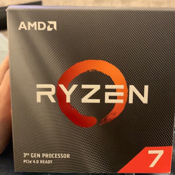 Ryzen AMD 3rd gen processor brand new never used still in plastic - Picture 1 of 3